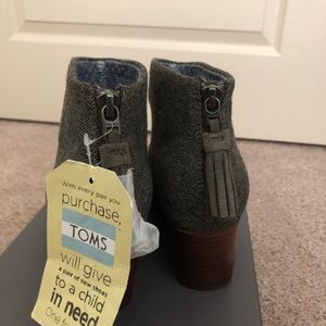 Tom’s Tweed Booties